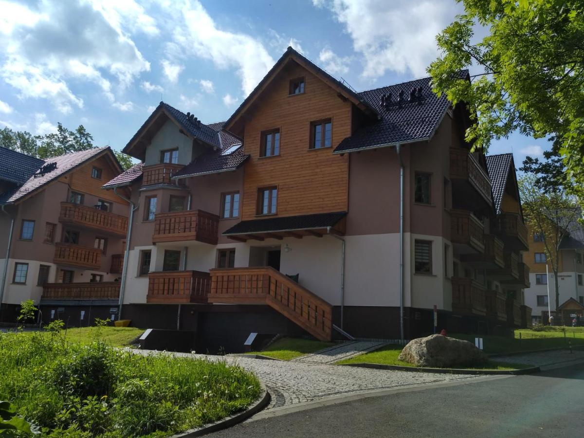 Apartament Sniezka Apartman Karpacz Kültér fotó